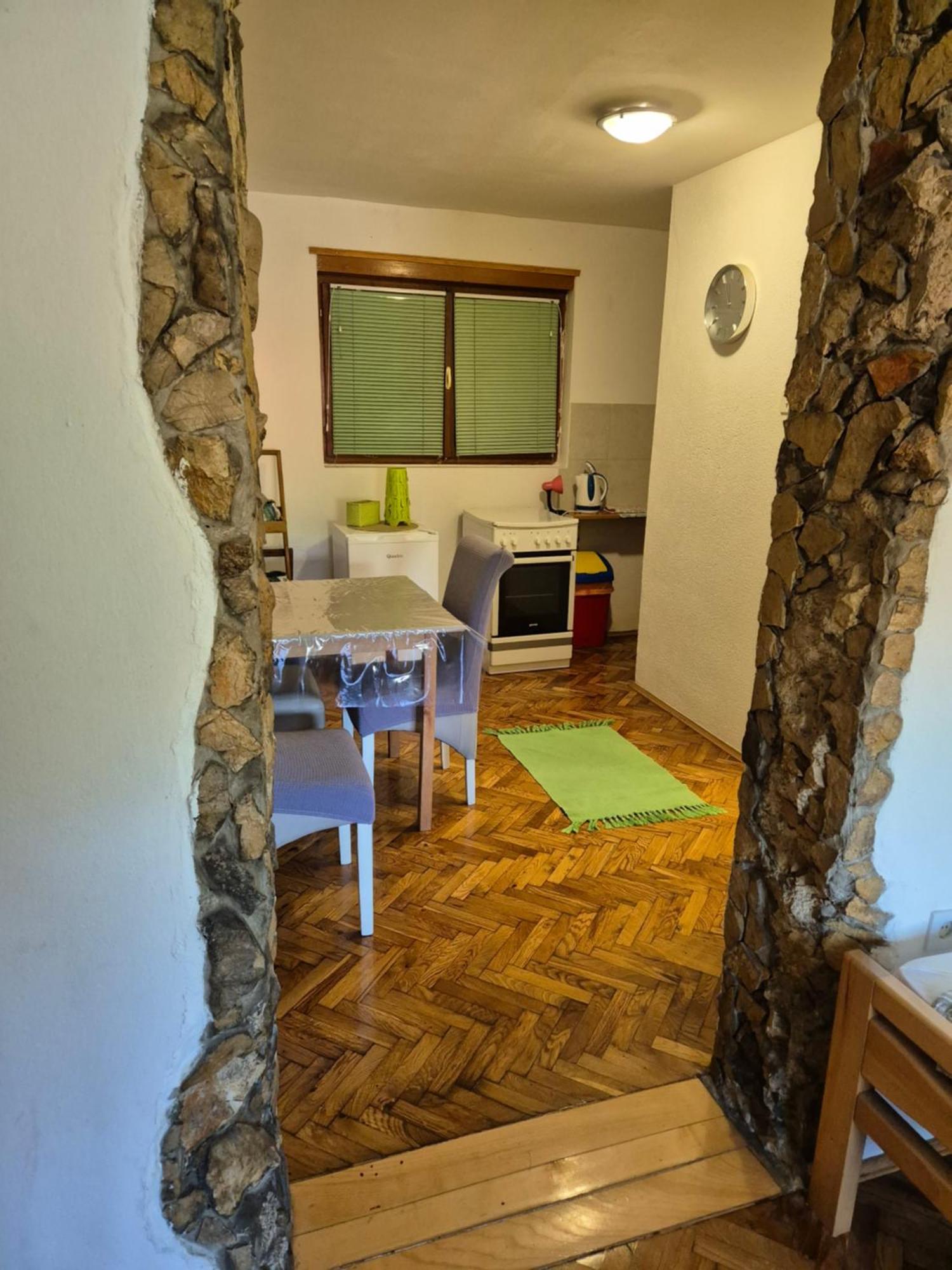House Dado Hotel Jezerce Phòng bức ảnh